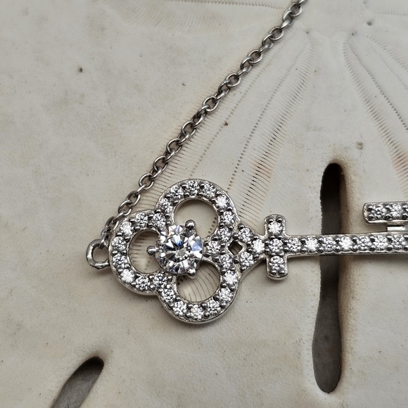 925 Silver Key Bracelet with CZs Bolo Adjustable Like New Without Tags - Picture 2 of 14